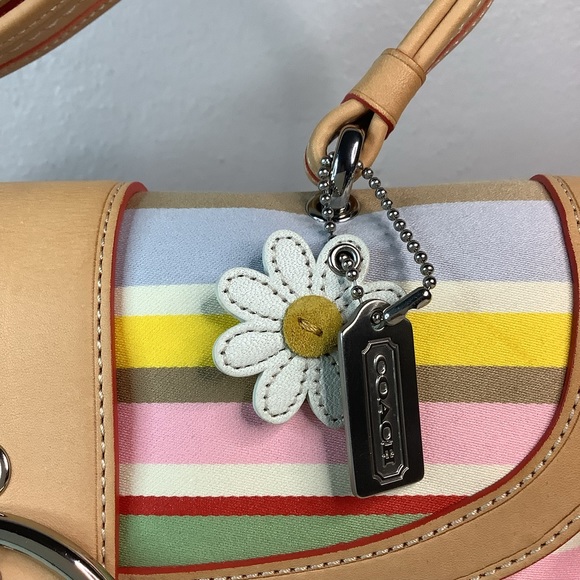 🛍COACH Daisy handbag🌸 - Picture 4 of 13